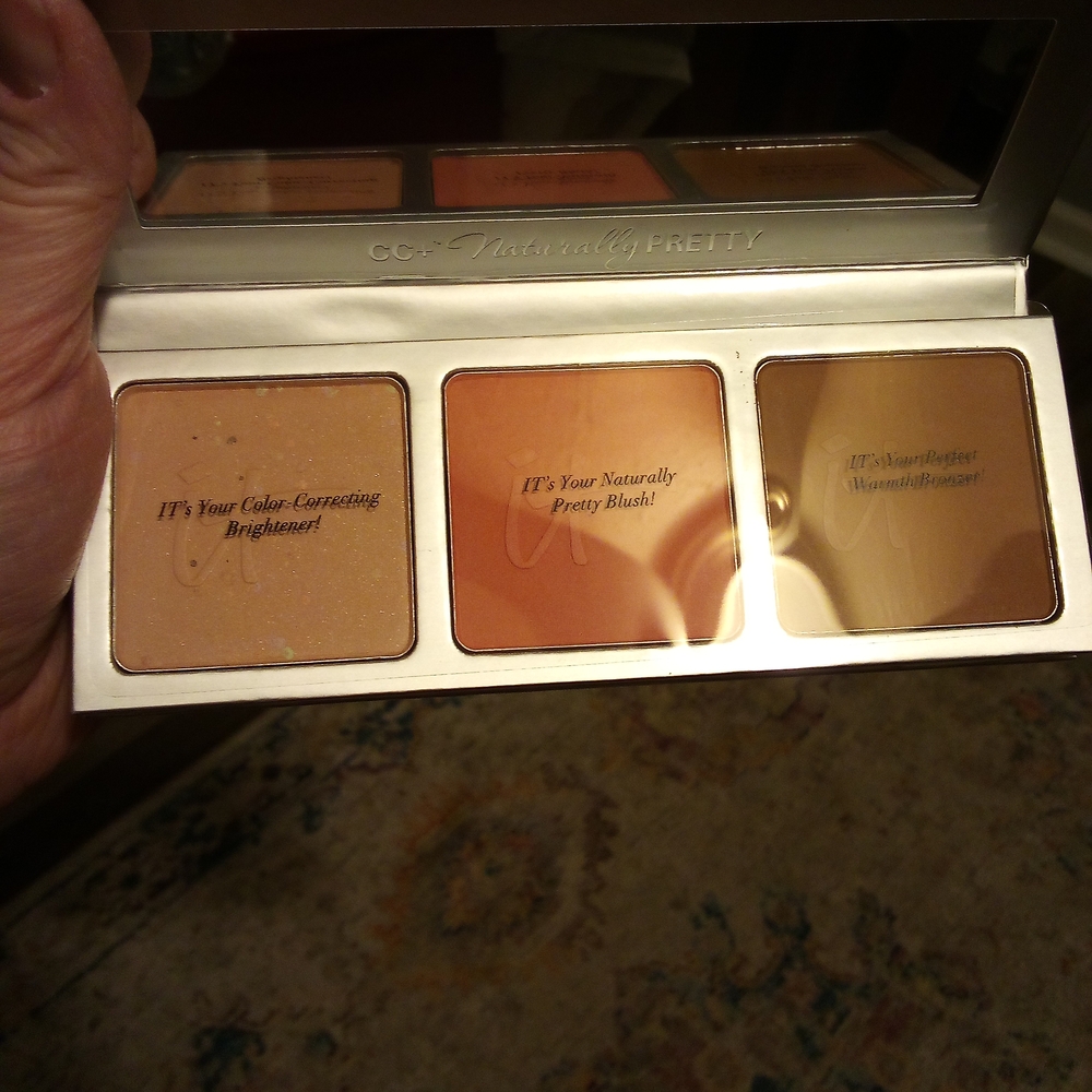 IT Cosmetics Naturally Pretty Face Palette